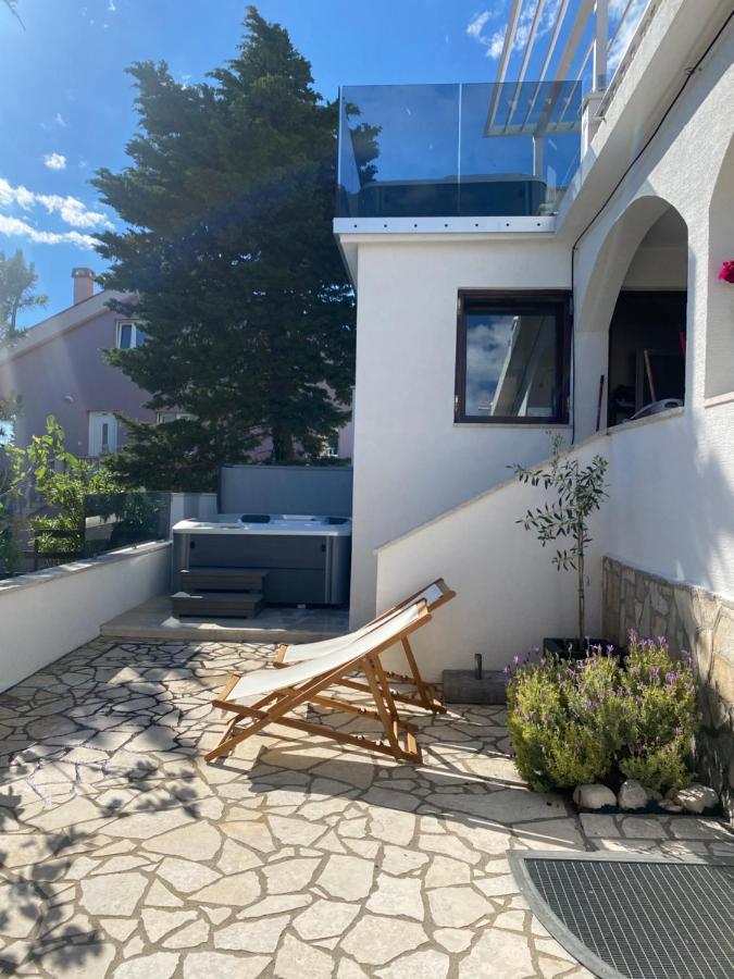 House Petra On The Beach-sea Apartment